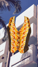 Load image into Gallery viewer, Lobby Towel Halter Vest