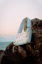 Load image into Gallery viewer, Ginni Towel Bag
